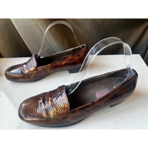 Munro Womens Brown Crocodile Print Loafers 7.5M Slip-On Leather Comfort Casual - Picture 1 of 11
